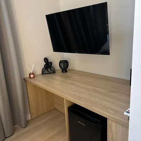 Apartment Bliss *