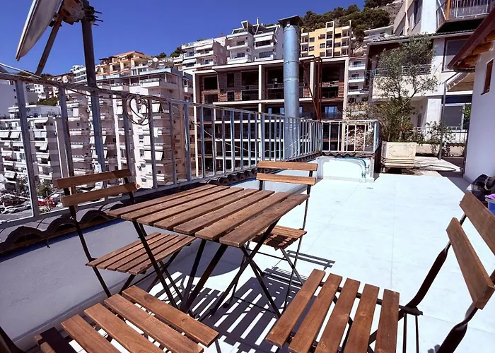 Bliss Apartment *